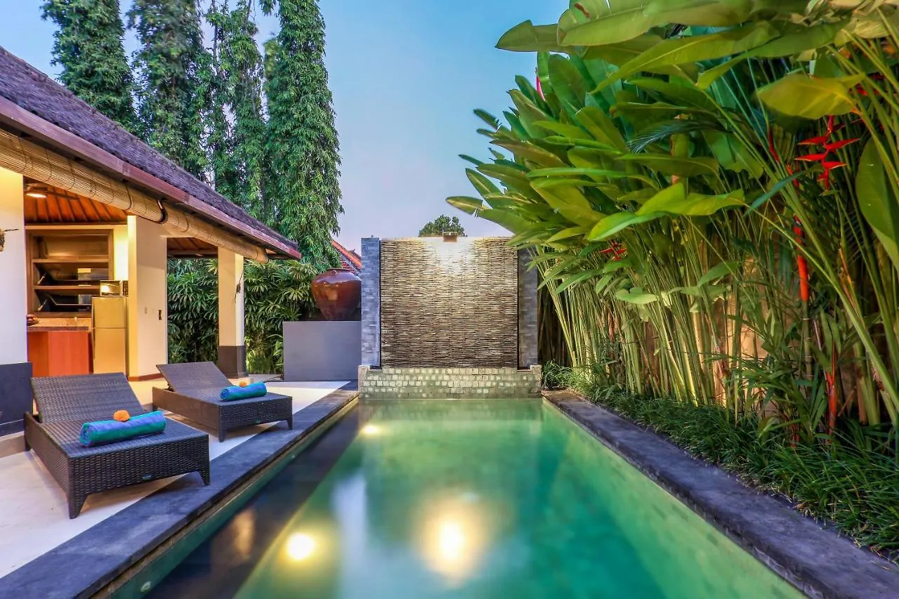 Asrina Villa'S Seminyak Villa